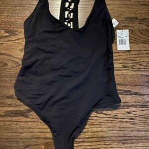 L*Space Black One Piece Swimsuit w/ gorgeous Back SOLID BLACK timeless